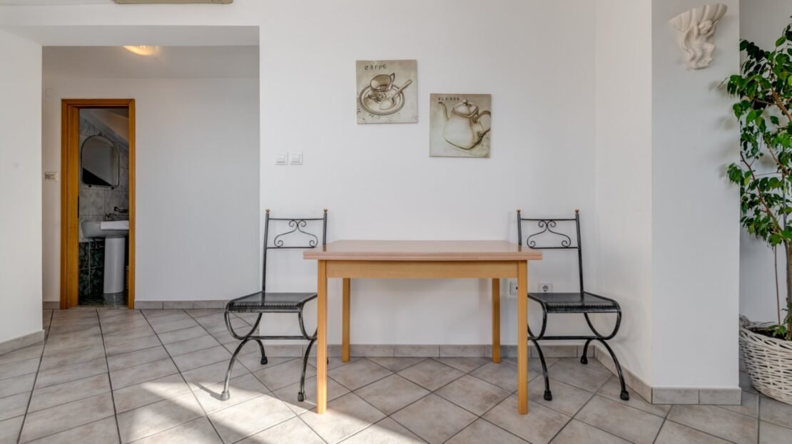 Podstrana sea view penthouse property photo 15