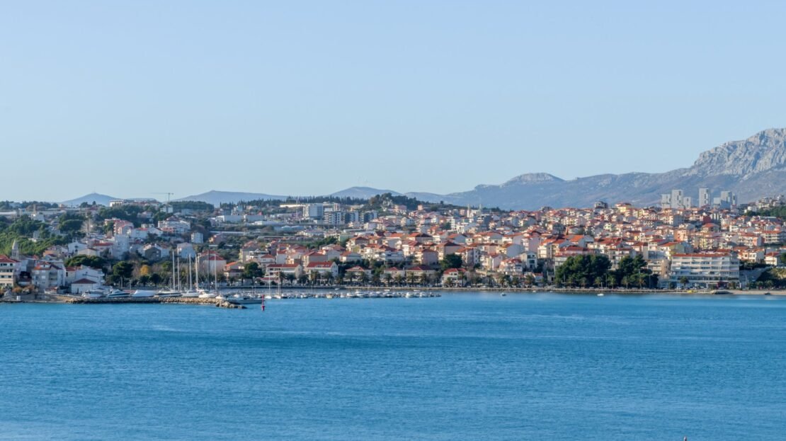 Podstrana sea view penthouse property photo 2