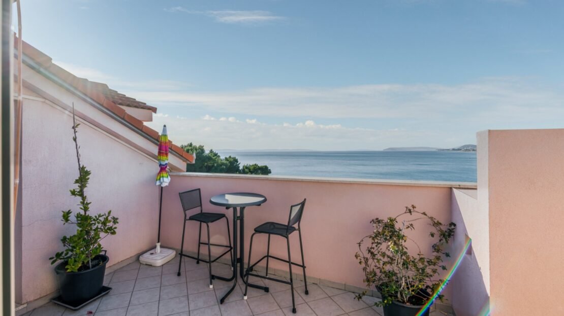 Podstrana sea view penthouse property photo 4