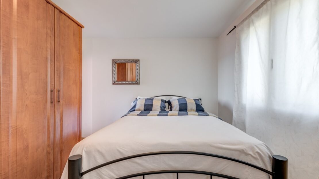 Podstrana sea view suite 3 property photo 23
