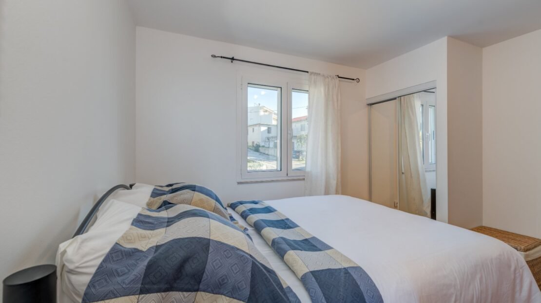 Podstrana sea view suite 3 property photo 24