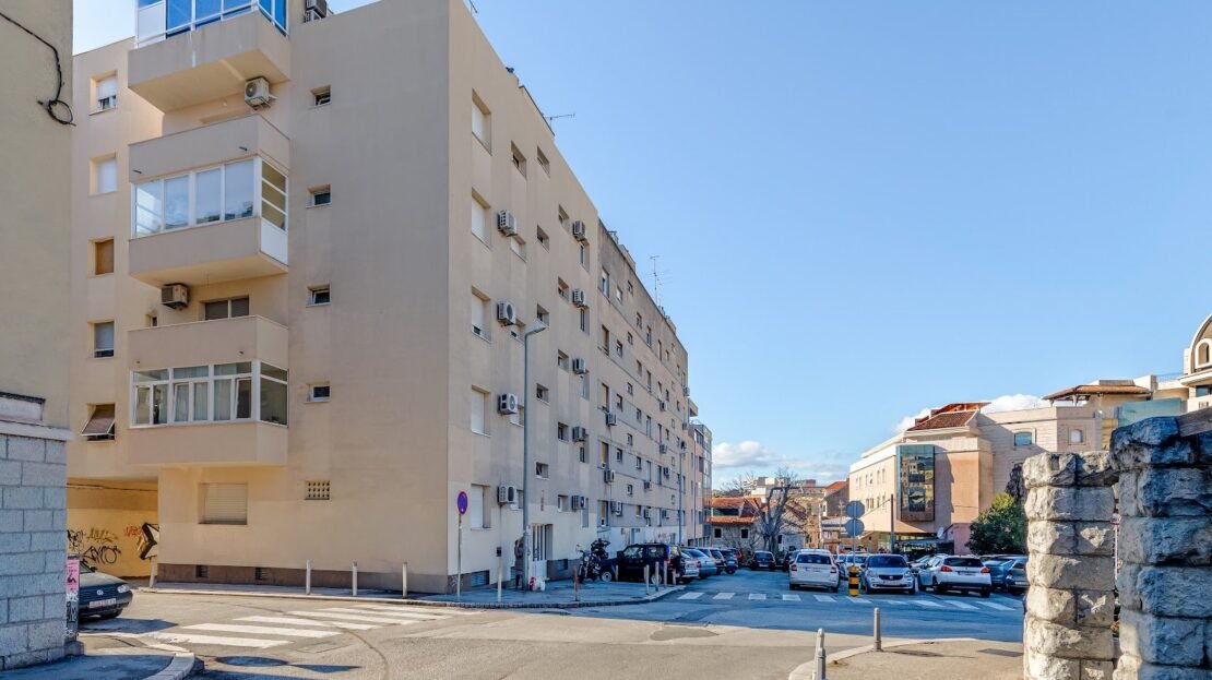 Renovated apartment in Dobri Split photo 28