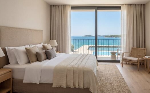 Historic Hotel Palace – Premier Adriatic Development Opportunity | 300-400 Room Expansion Potential