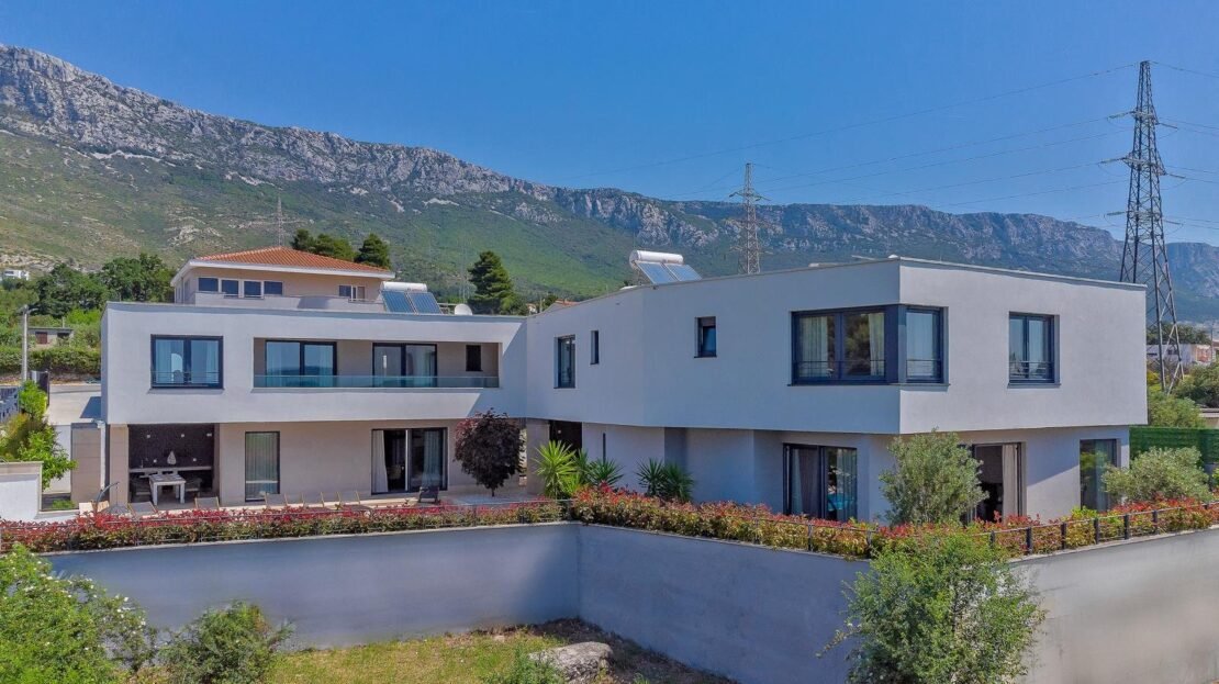 Exclusive Villa Adria Kaštel Sućurac photo 2