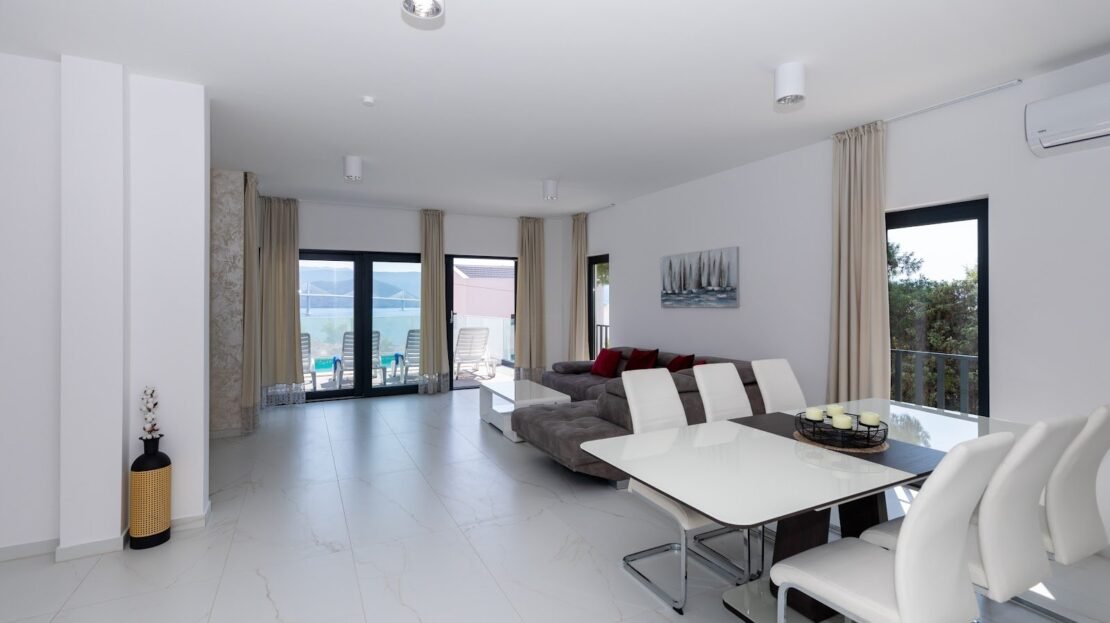 Luxury villa sea views pool Komarna photo 10
