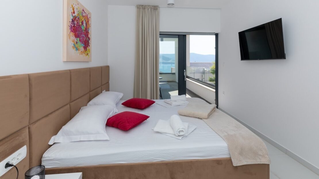 Luxury villa sea views pool Komarna photo 31