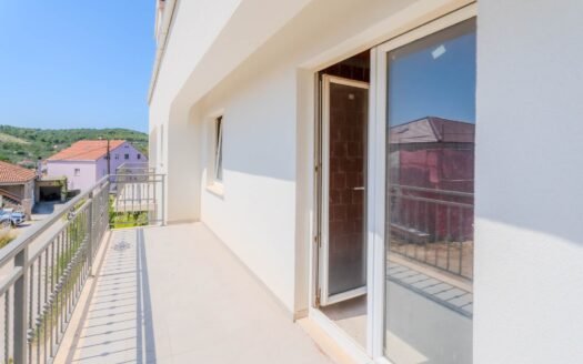 Villa for Sale in Lumbarda, Korčula — 360 m² with Sea View