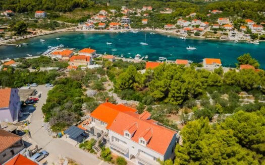 Villa for Sale in Lumbarda, Korčula — 360 m² with Sea View